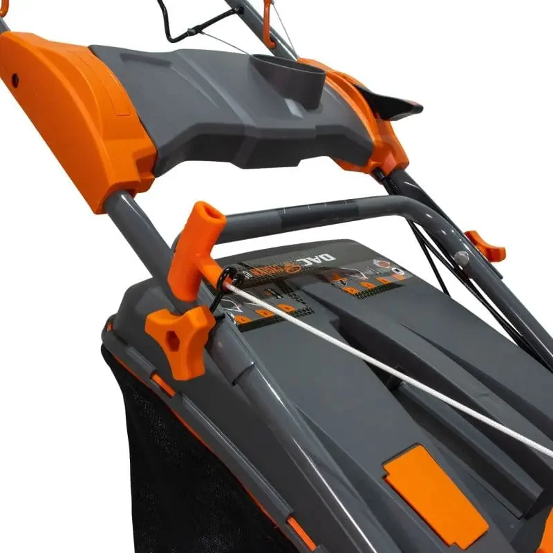 masina-de-tuns-gazon-iarba-pe-benzina-RURIS-Dac-150XL-putere-5-CP-6 Mașină de tuns gazon/iarbă pe benzină RURIS DAC 150XL, putere 5 CP, 173 CC, 4 timpi, 52 cm lățime lucru, 5 trepte de tăiere, înălțime tăiere 25–65 mm, sac colector 55 L, mulcire, autocurăţare