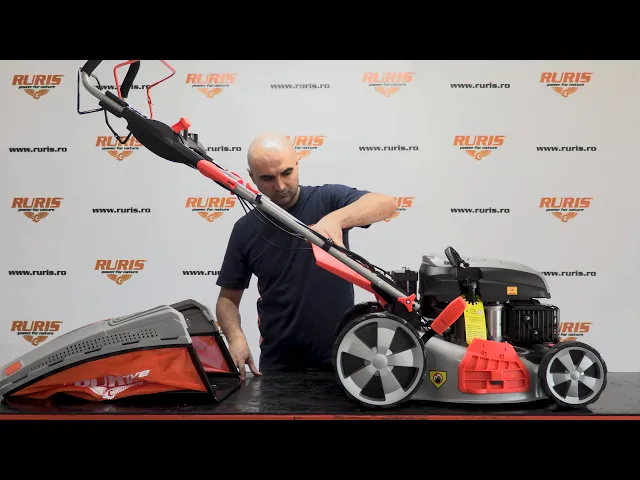 masina-de-tuns-gazon-iarba-pe-benzina-RURIS- RX441S-putere-5-7-CP-2 Mașină de tuns gazon/iarbă autopropulsată pe benzină RURIS RX441S, putere 5.7 CP, 196 CC, 4 timpi, 50.8 cm lățime lucru, 25–75 mm înălțime lucru, carcasă metal, 65 L sac colector, rezervor 1 L