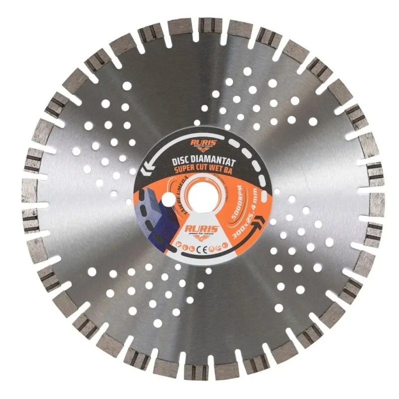 Disc diamantat RURIS Super CUT WET BA 300x25,4 pentru tăiere umedă în beton armat, diametru 300 mm, alezaj 25,4 mm, până la 5000 RPM, compatibil cu tăietoare beton RURIS RTX 600 și RTX 800, cod csba-300x25.4