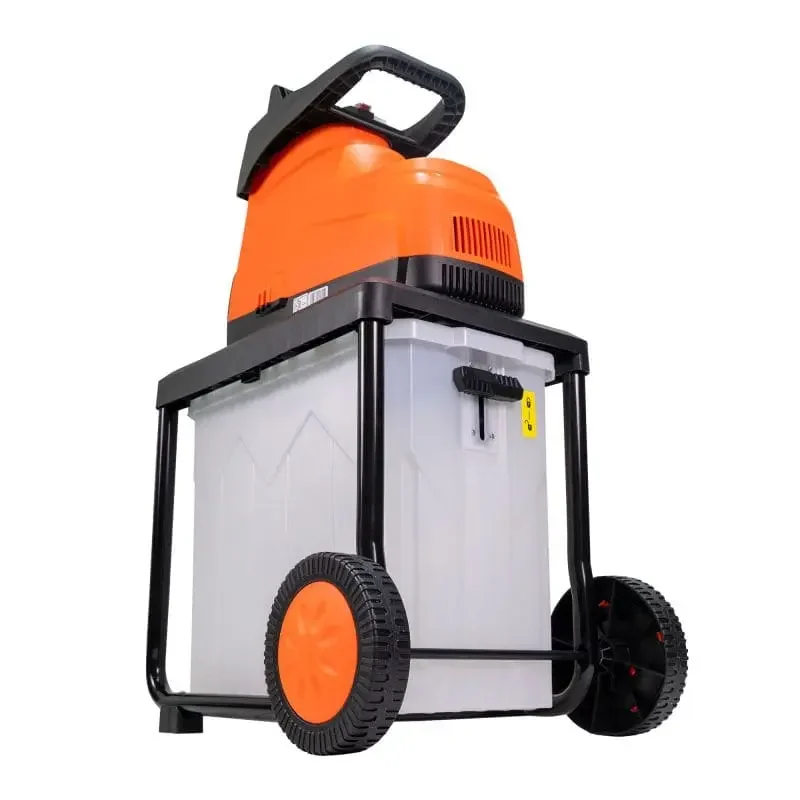 tocator-crengi-resturi-vegetale-ruris-st200s-2800w-2-8kw-taiere-45mm-42rpm-cos-60l-_10_ Tocător de crengi și resturi vegetale RURIS ST200S, motor electric 2800 W (2,8 kW), diametru maxim de tăiere 45 mm, viteză tăiere 42 rpm, coș colector 60 l cu închidere securizată