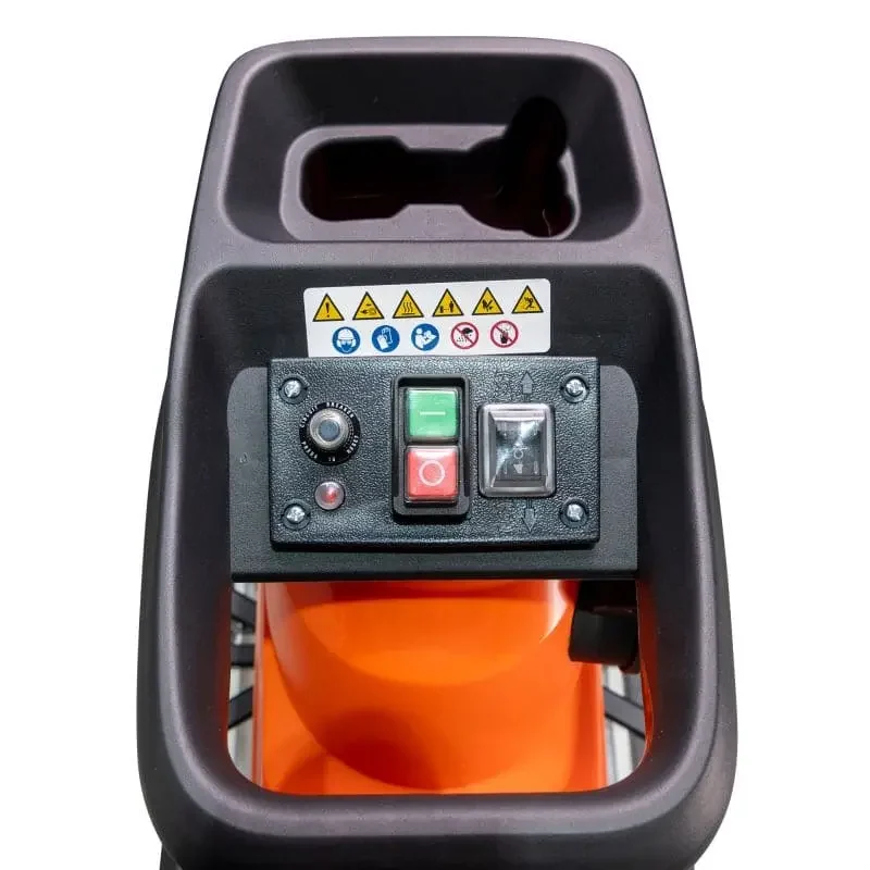 tocator-crengi-resturi-vegetale-ruris-st200s-2800w-2-8kw-taiere-45mm-42rpm-cos-60l-_9_ Tocător de crengi și resturi vegetale RURIS ST200S, motor electric 2800 W (2,8 kW), diametru maxim de tăiere 45 mm, viteză tăiere 42 rpm, coș colector 60 l cu închidere securizată