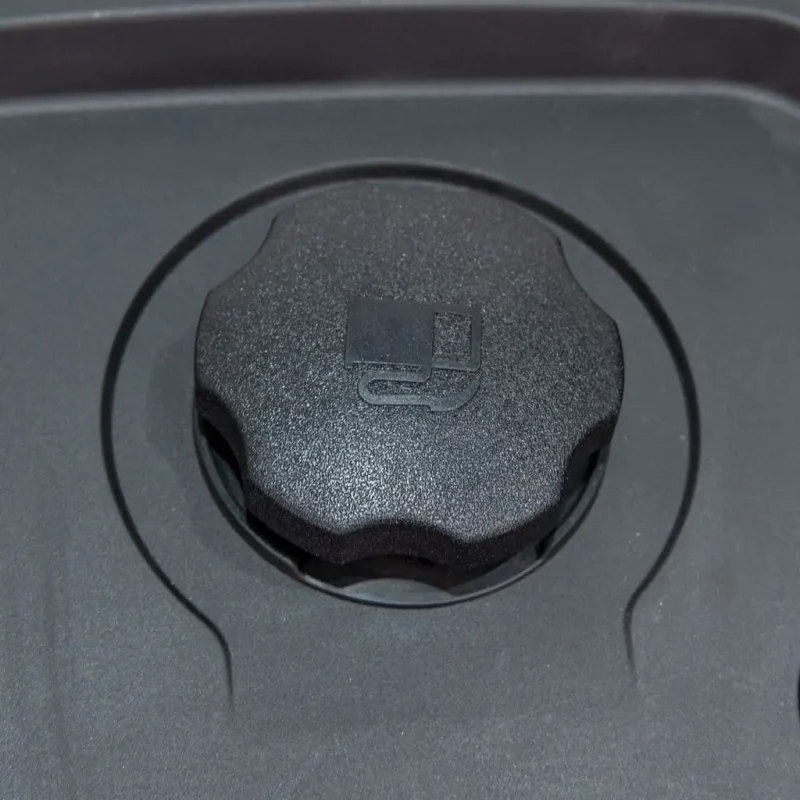 generator-invertor-ruris-is4000rc-pds-44-1920-1024-0-0-715_7 Generator-invertor RURIS R-Power IS4000RC, 4000 W, 5.5 CP, telecomandă, pornire electrică, 230 V, 2 prize, regulator automat de tensiune, roți și mâner